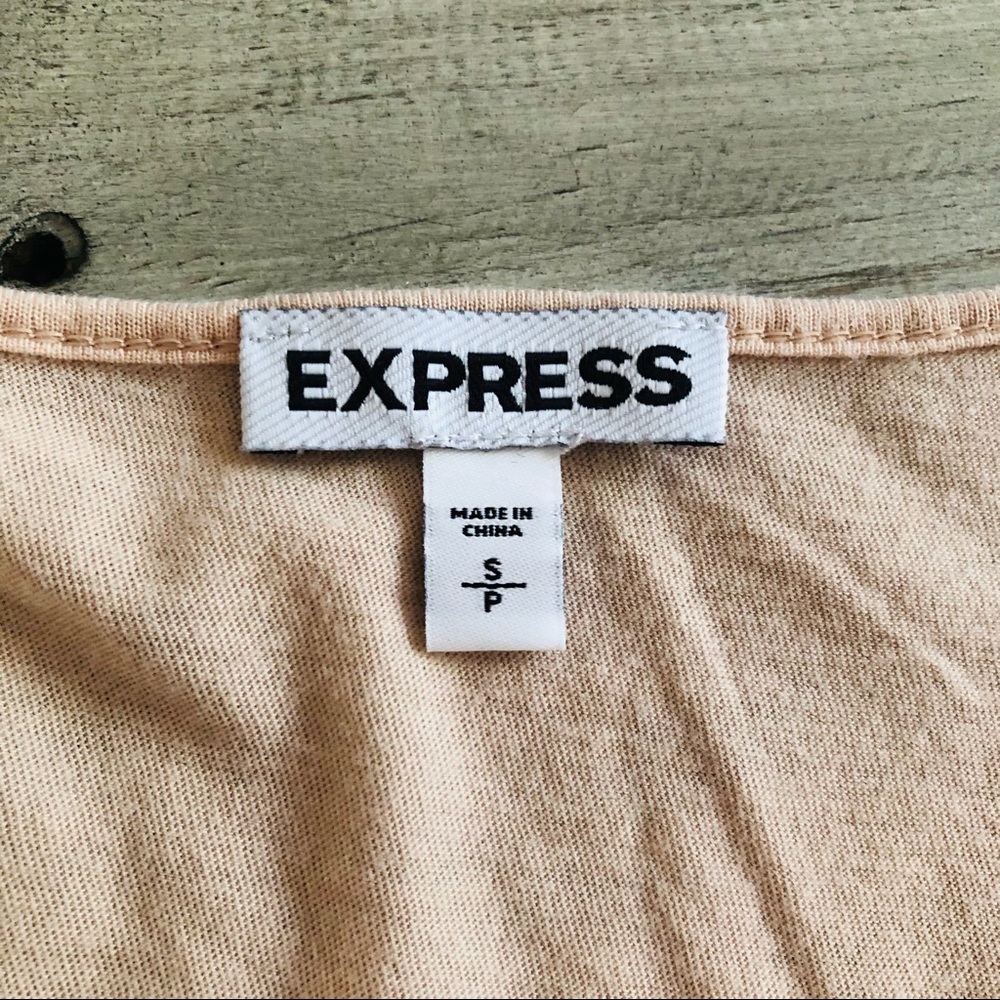 2 Tank Tops - Picture 6 of 8